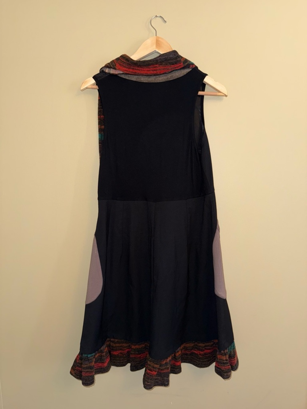 Mia Soana Black Sleeveless Tunic Dress Sz 40 Art To Wear Cow Neck Patchwork Euro - Picture 4 of 9